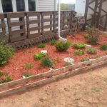 17 simple and cheap garden edging ideas for your garden (8) JAEORUR