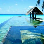 infinity pool in maldives IEQAYOY