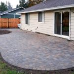 jamestown blend paver patio with good neighbor fence, DIDBHHO