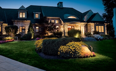 outdoor lighting use outdoor lights to add curb appeal UOAMSDO