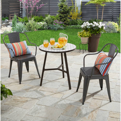 Decorating Outdoor Areas With Outdoor Chairs And Tables: