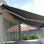 retractable awnings the benefits of having a retractable awning - shades u0026 shutters austin RYETWGJ