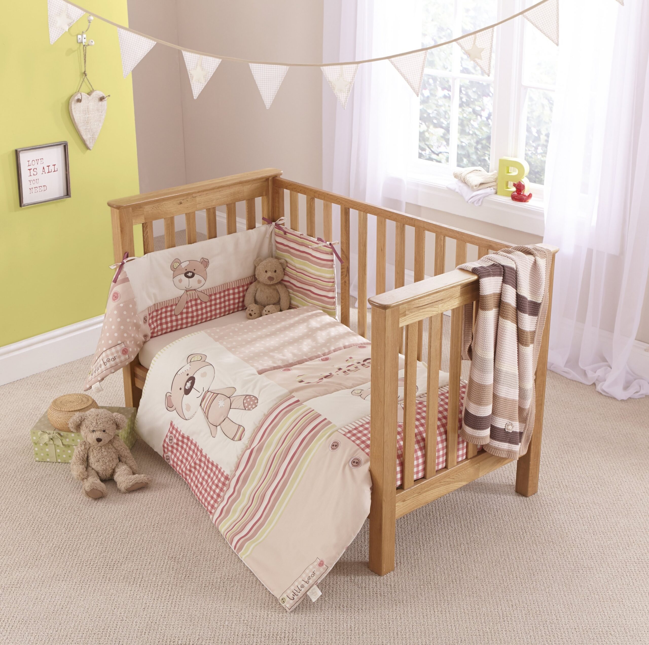 Tips on buying cot bedding for your
  newborn