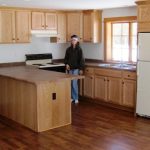 laminate flooring kitchen cabinets laminate flooring kitchen oak laminate flooring in kitchen floors KYCXRSA