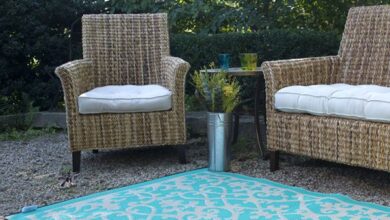 Patio rug cream, turquoise, plastic outdoor rug, patio rug, indoor outdoor rug -  homeinfatuation.com. OZTBSWW