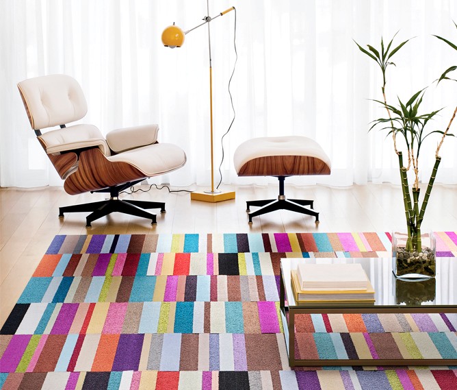Retro rugs parallel reality allows homeowners to create their own colorful patterns by  arranging XVNDGGC