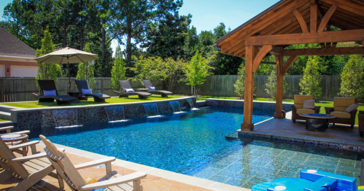 20 Backyard Pool Ideas for the Wealthy Homeowner