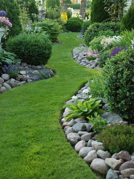 Beautiful Garden Design, Optical Illusions Balancing Yard