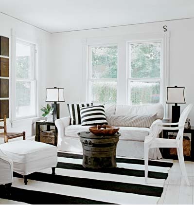Black and White Striped Rug - Cottage - living room - Schappacher White