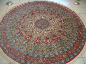 Round Rug and Carpet Guide
