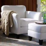 Comfortable and elegant Dylan armchair