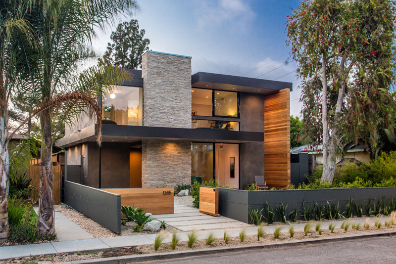 A new contemporary home arrives on this street in Venice, California