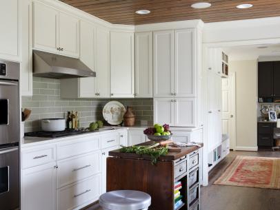 PERFECT FOR EVERY KITCHEN: CUSTOM KITCHEN
  CABINETS