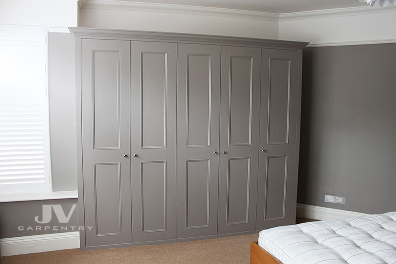 Fitted wardrobes, bookshelves and Alcove cupboards top sellers | JV
