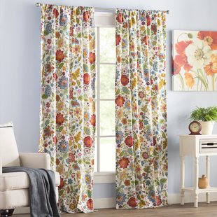 POINTS TO REMEMBER WHILE CHOOSING A
  FLORAL CURTAIN