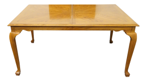 20th Century Traditional American Drew Bookmatched Oak Dining Table