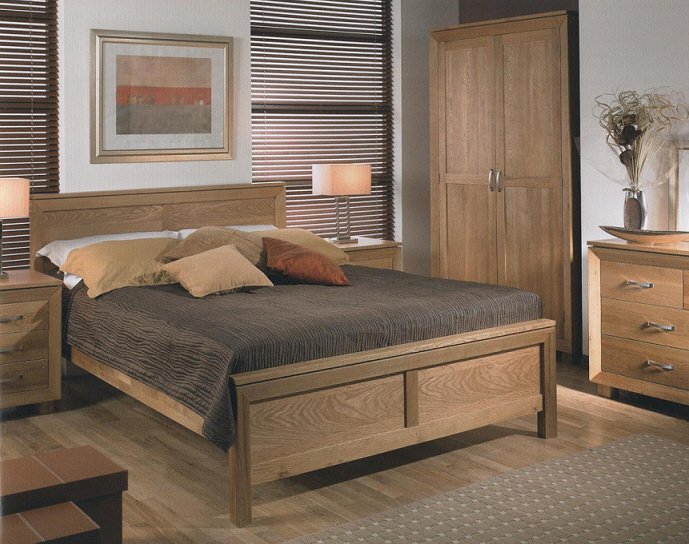Attractive Oak Furniture Designs