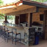 Designing an Outdoor Kitchen: The
