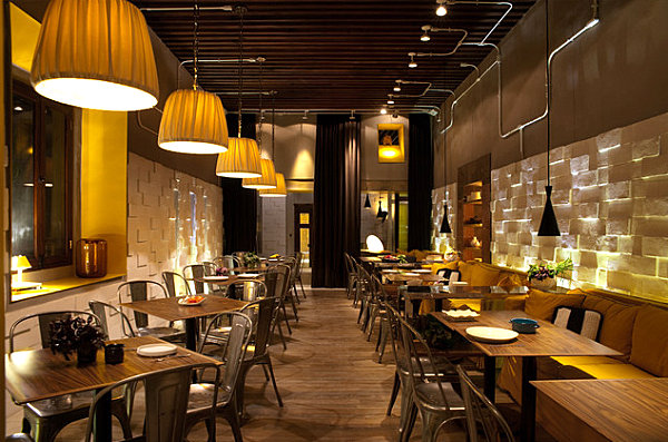 Chic Restaurant Chairs to Enliven Your Dining Experience